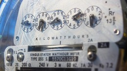 Electric meter  (Photo by Stan Kilgore from Pexels)